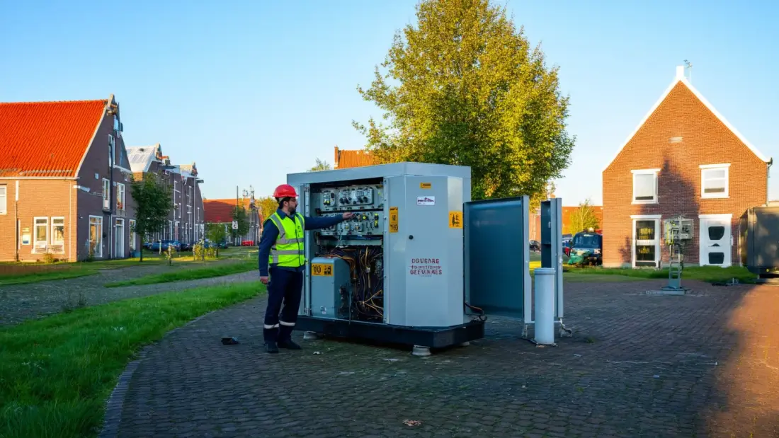 Noodstroom aggregaat bedienen: veiligheidsregels &