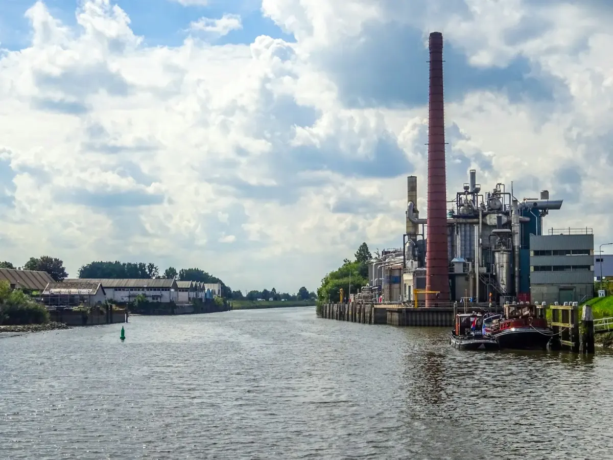 Noodstroom haven Noord-Holland: haven & werf